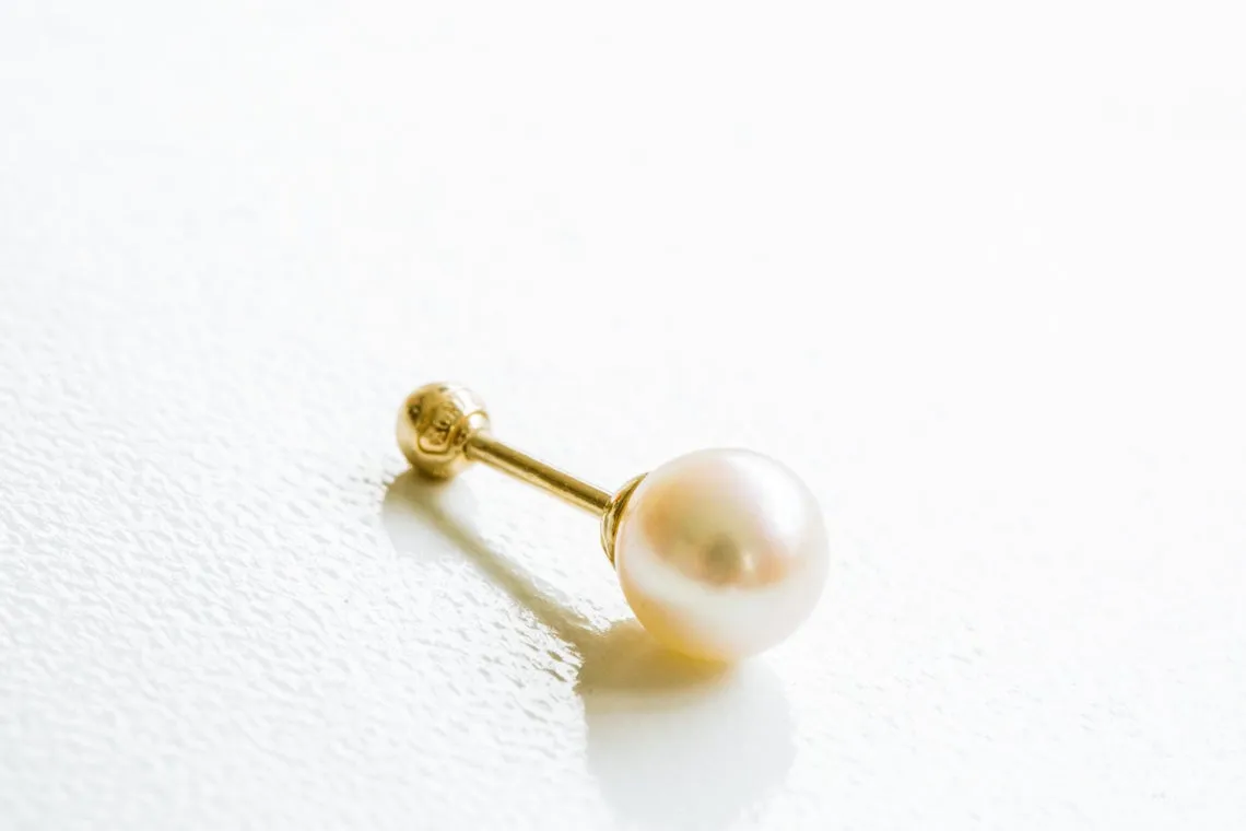 14k Gold Pearl Barbell Ear Stud Piercing