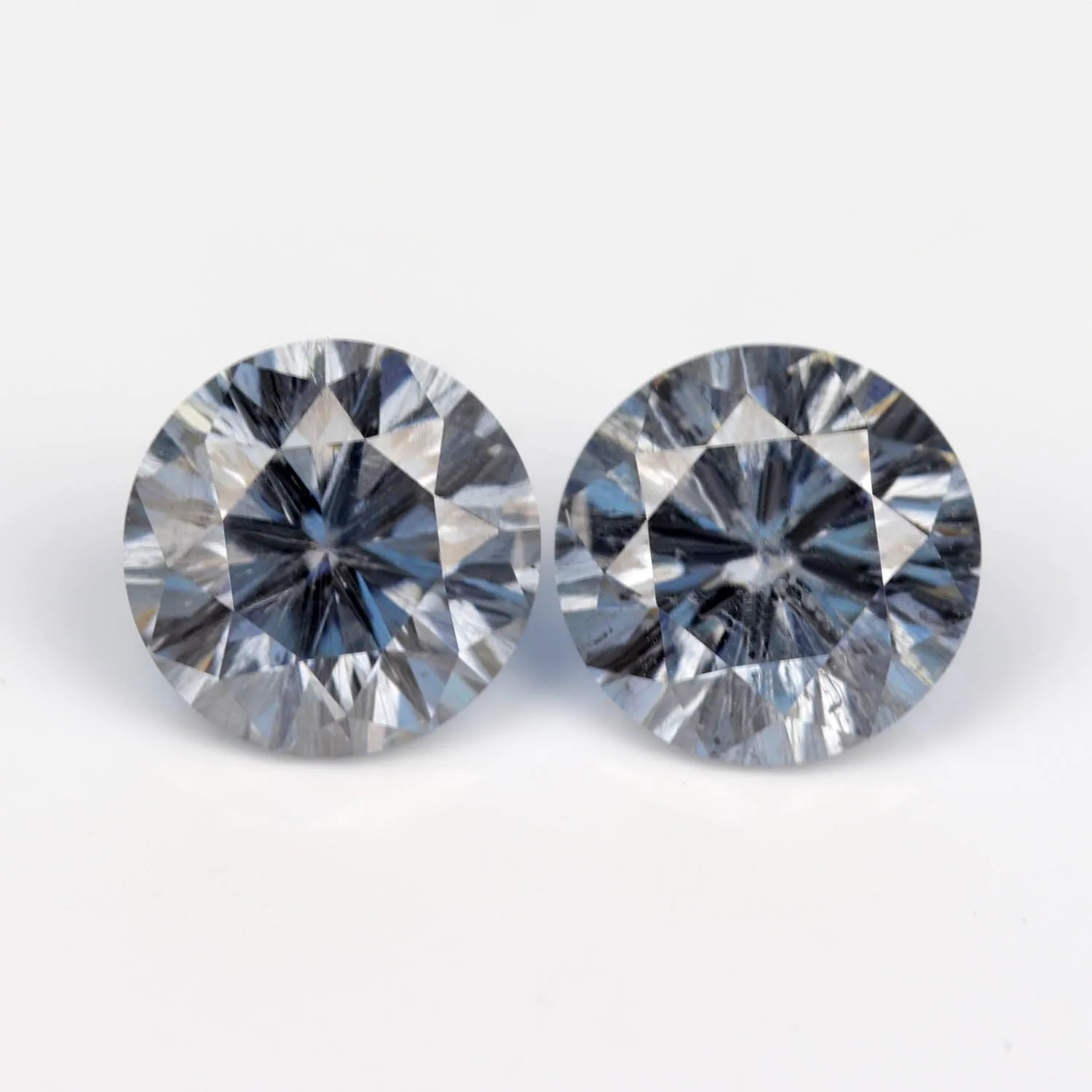 5.3mm Round Salt & Pepper Gray Moissanite