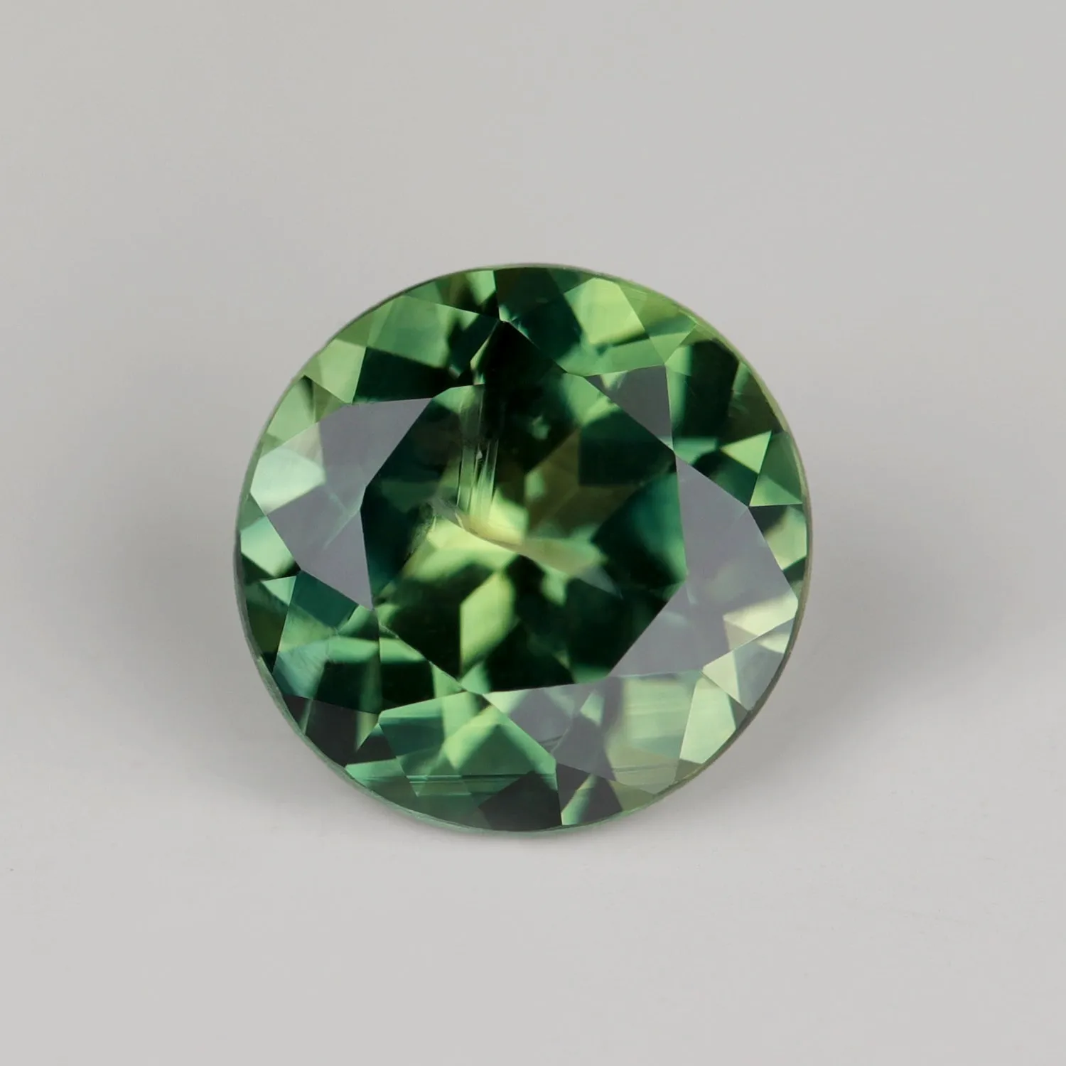 6mm Round Green Australian Sapphire - 114460