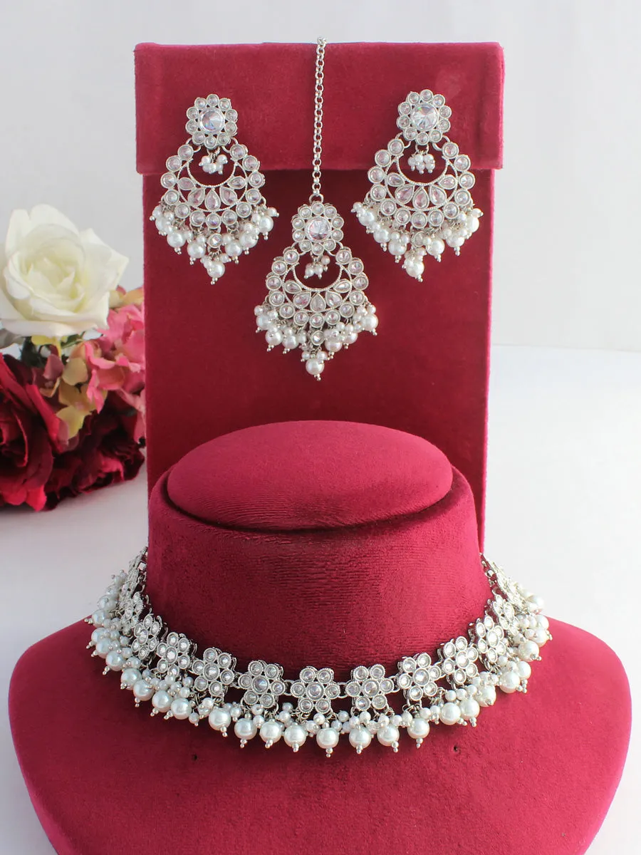 Adaa Necklace Set