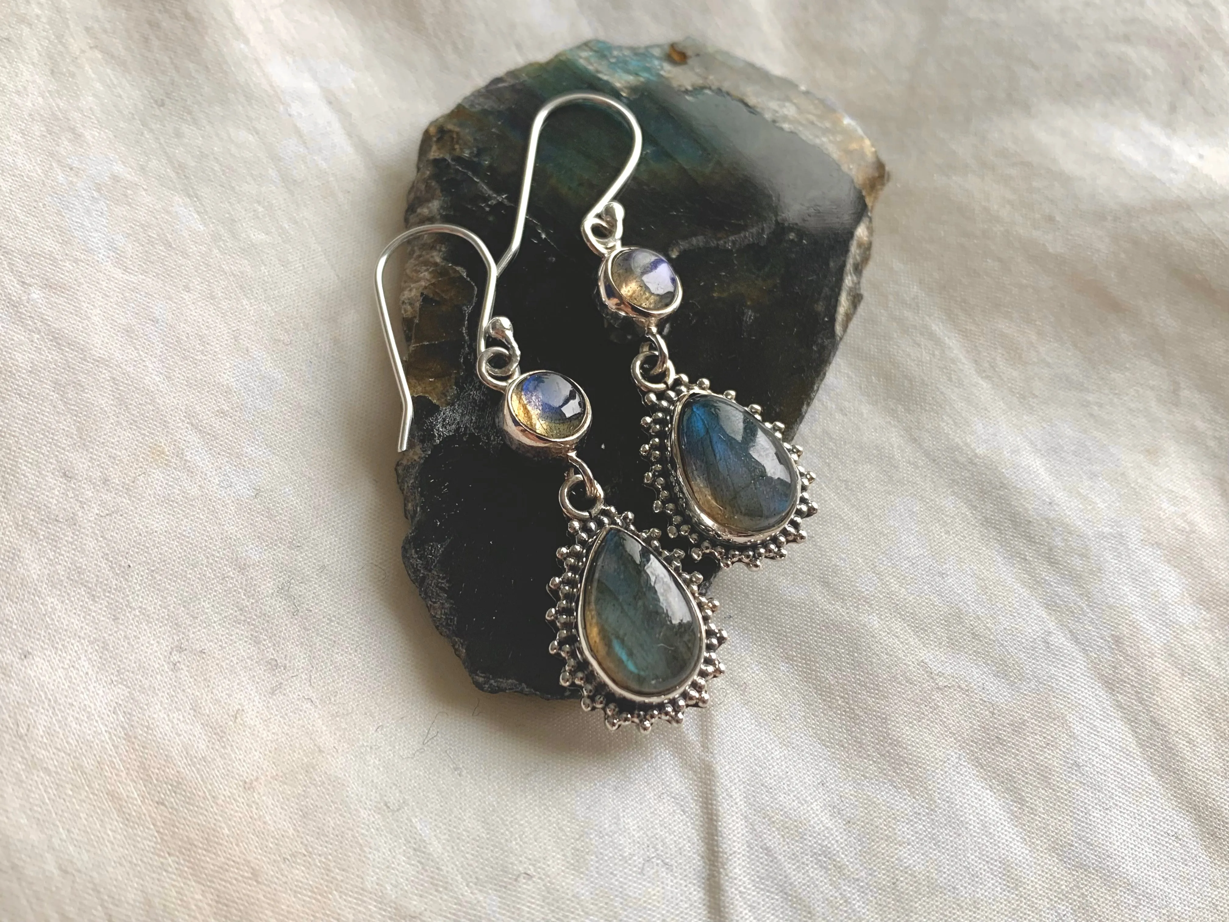 Labradorite Luleia Earrings - Double Drop