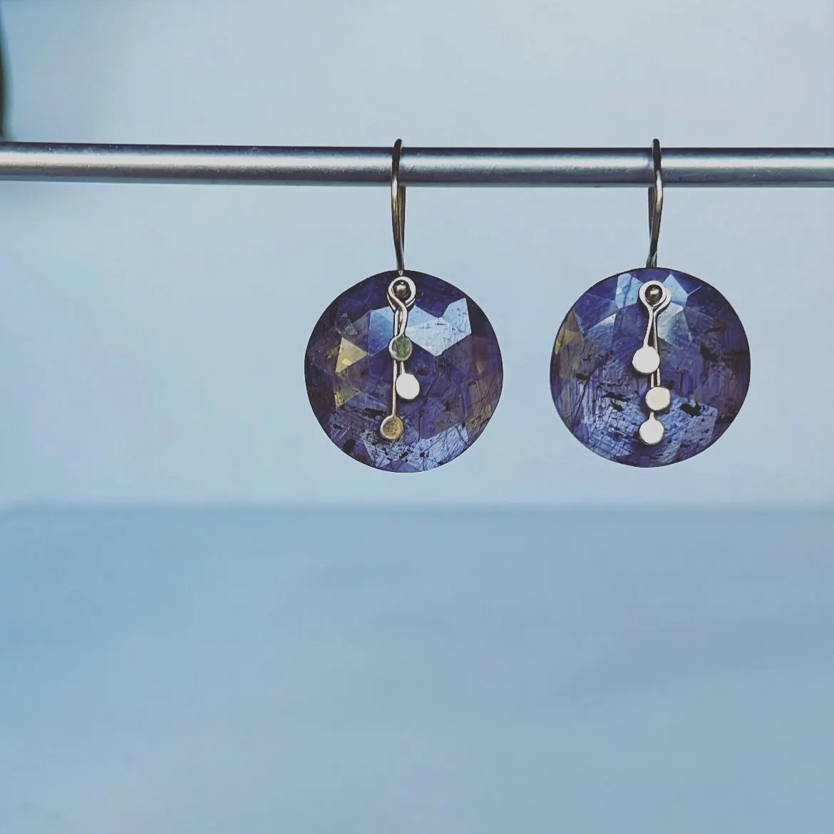 Pendulum dots round plum sapphire earrings