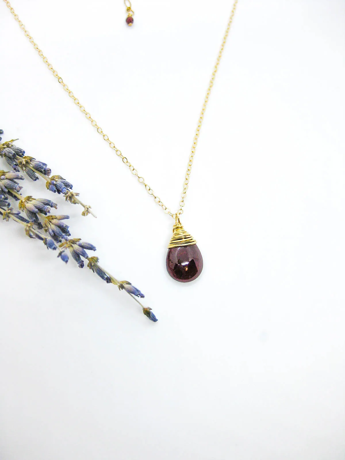 Poppy: Garnet Necklace - n609