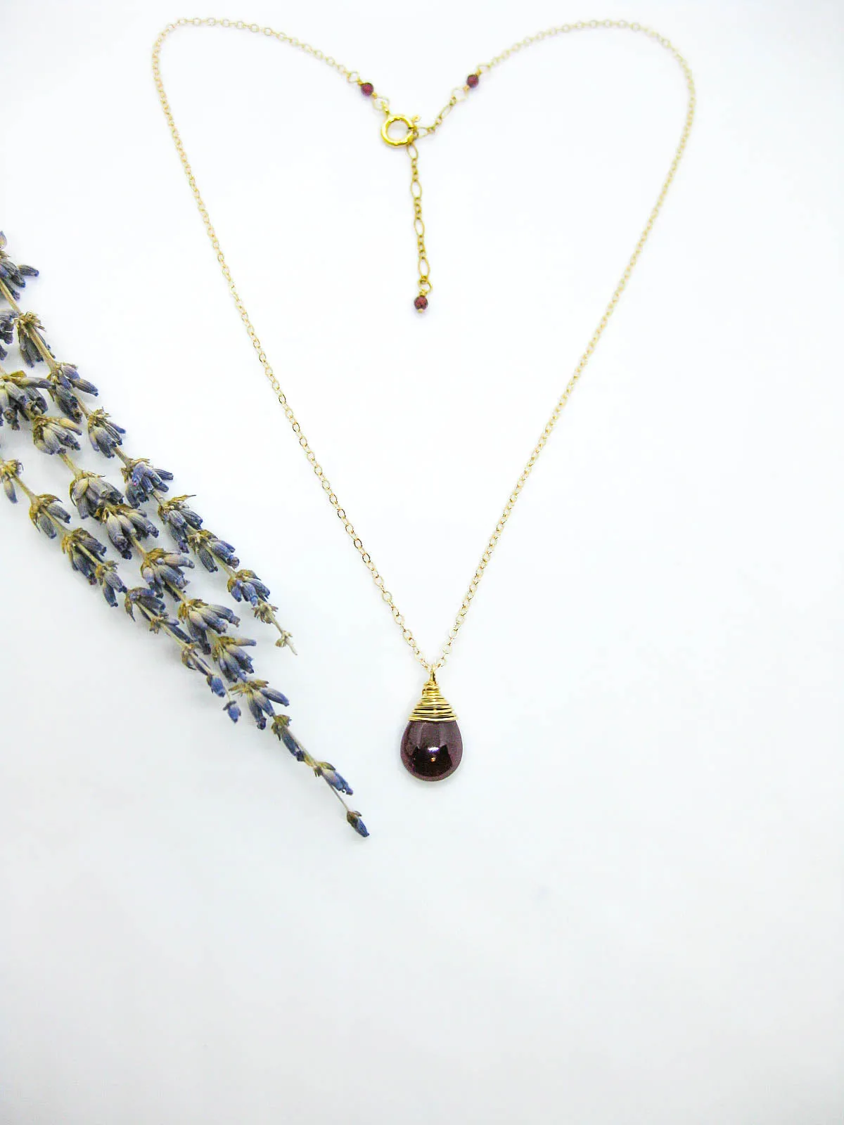 Poppy: Garnet Necklace - n609