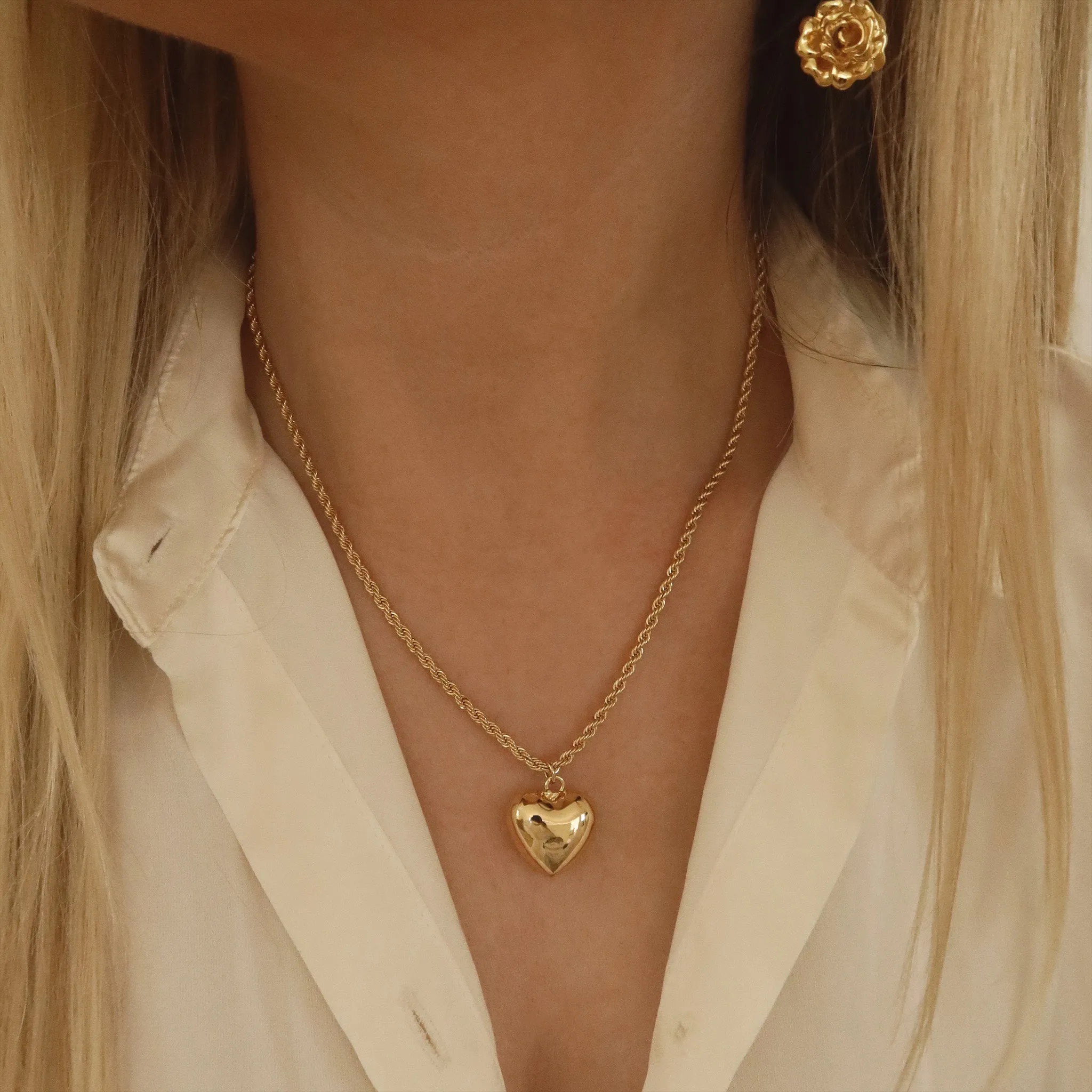 Puffy heart necklace