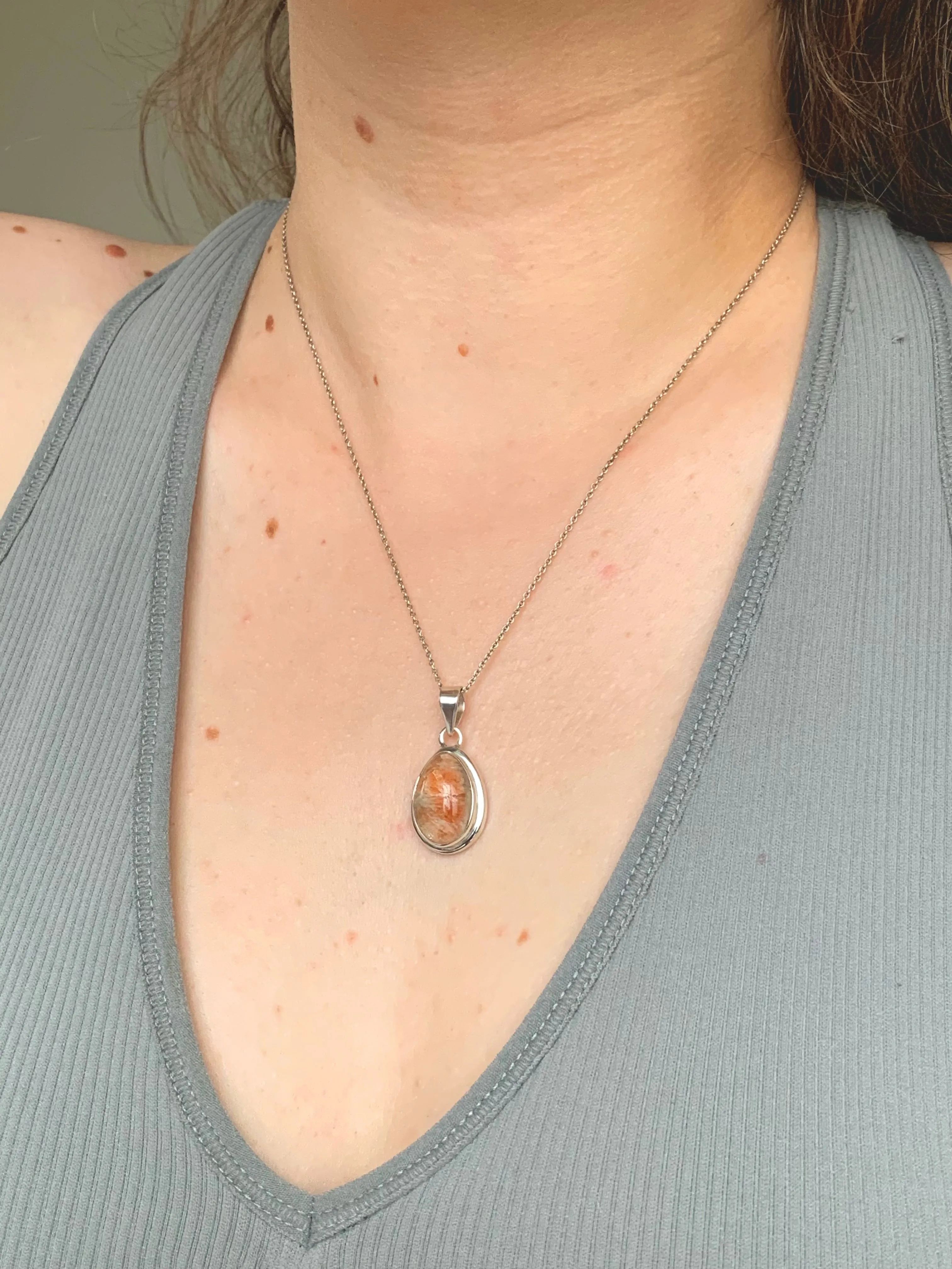 Sunstone Ansley Pendant - Small Drop